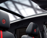 MG ZS se střešním panoramatickým oknem