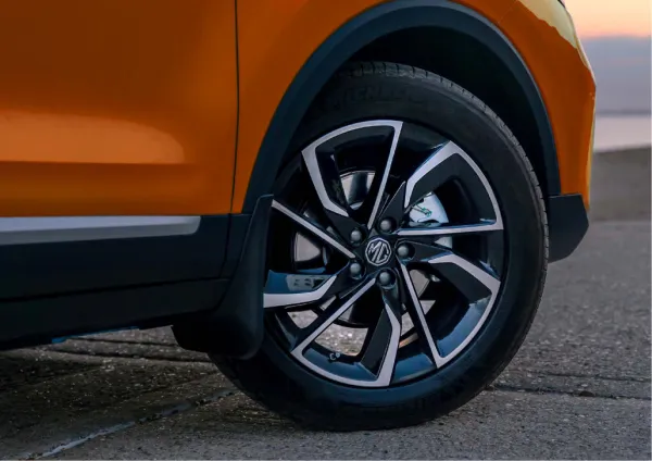 Detail předních kol MG ZS