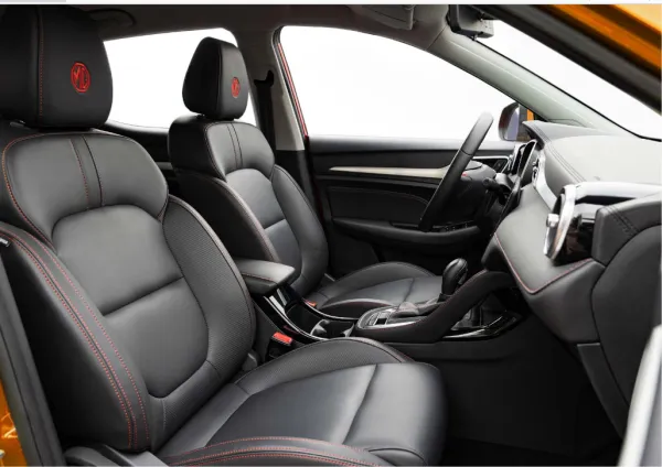 Luxusní interiér MG ZS s moderními technologiemi
