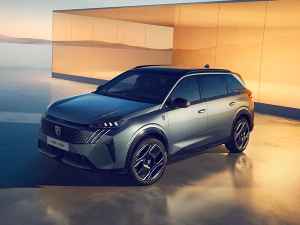 Peugeot E-5008 - Lenner Motors
