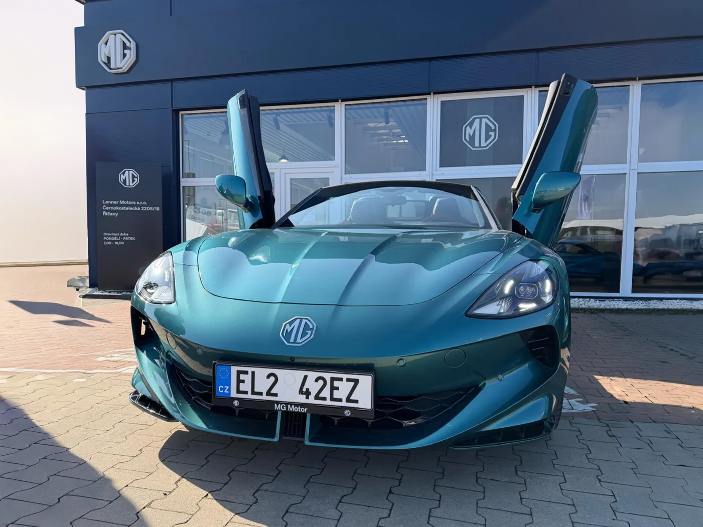 MG Cyberster - Lenner Motors