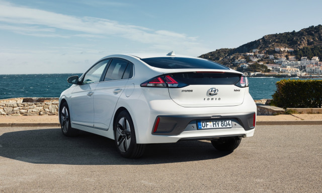Hyundai IONIQ Hybrid