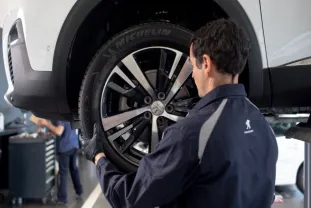 Autorizovaný servis Peugeot - kontrola geometrie
