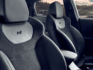 Hyundai Kona N - skořepinové sedačky - Lenner Motors