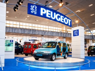Peugeot slaví v Česku 30 let - Lenner Motors