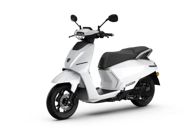 Peugeot Django evo- Lenner Motors