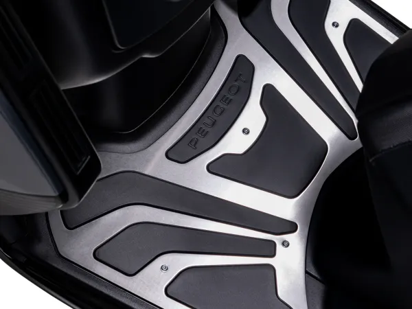 Peugeot Pulsion- Lenner Motors