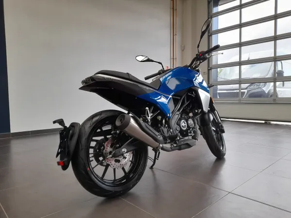 Peugeot PM-01- Lenner Motors