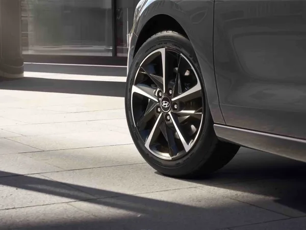 Hyundai i30 hatchback - Lenner Motors