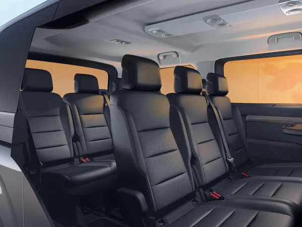 nový peugeot traveller- Lenner Motors