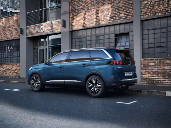 Peugeot 5008 - Lenner Motors
