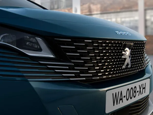 Peugeot 5008 - Lenner Motors