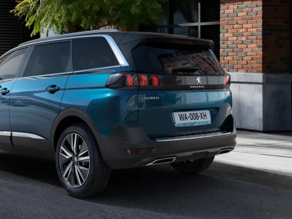 Peugeot 5008 - Lenner Motors