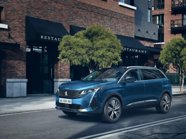 Peugeot 5008 - Lenner Motors