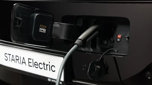 Hyundai STARIA Electric - Lenner Motors