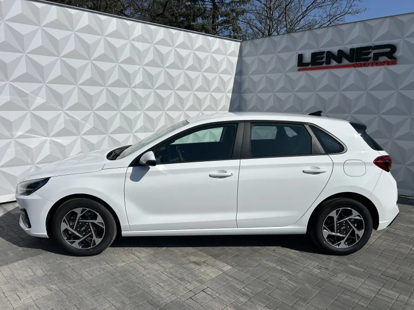 Hyundai i30 HB 1.5i COMFORT 16" ALU