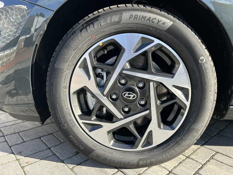 Hyundai i30 WG 1.5i GO Czech!