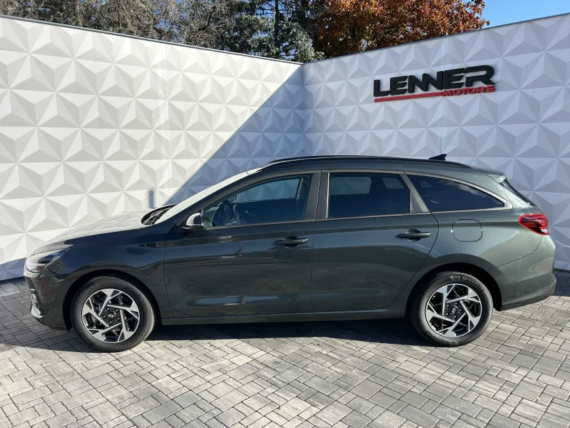 Hyundai i30 WG 1.5i GO Czech!