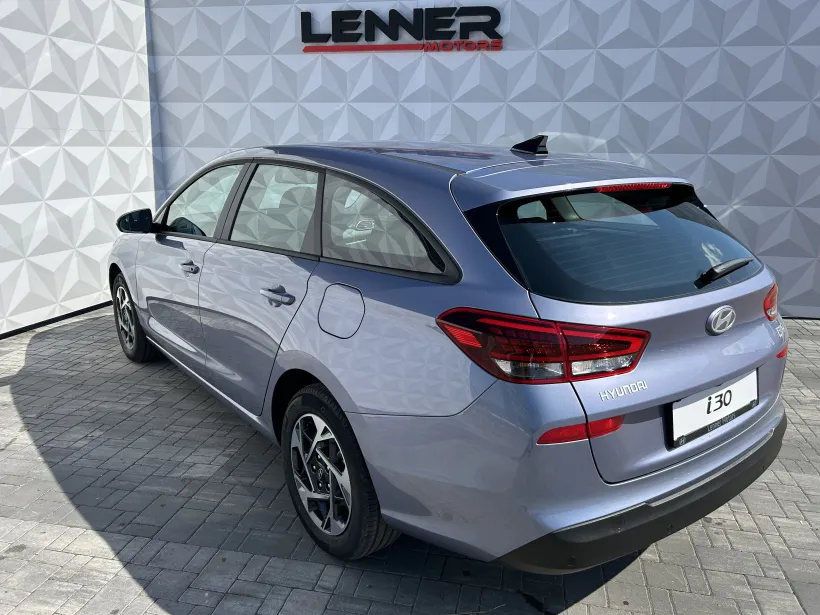 Hyundai i30 WG 1.5i GO Czech!