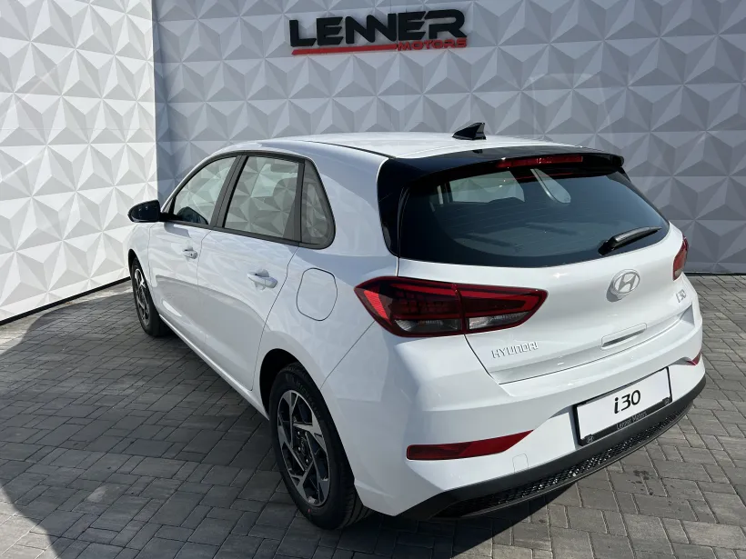 Hyundai i30 HB 1.5i COMFORT 16" ALU