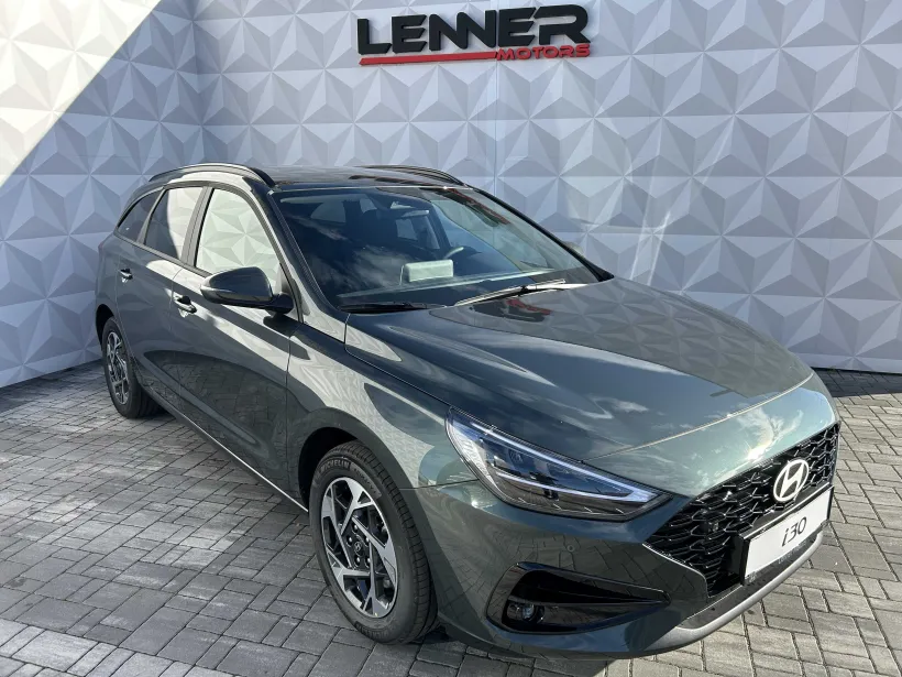 Hyundai i30 WG 1.5i GO Czech!