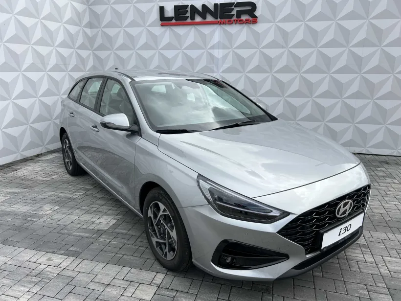 Hyundai i30 WG 1.5i COMFORT 16" ALU