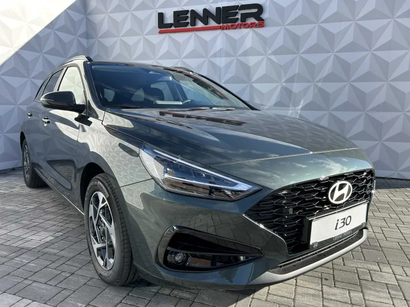 Hyundai i30 WG 1.5i GO Czech!