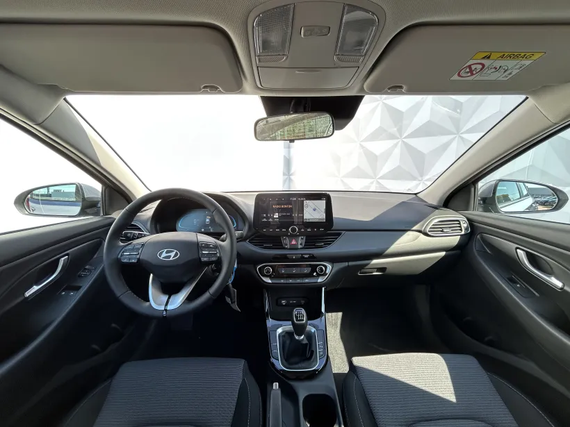 Hyundai i30 WG 1.5i GO Czech!