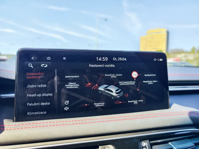 Genesis G70, 2.2D/147k
