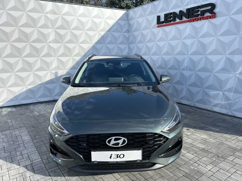 Hyundai i30 WG 1.5i GO Czech!