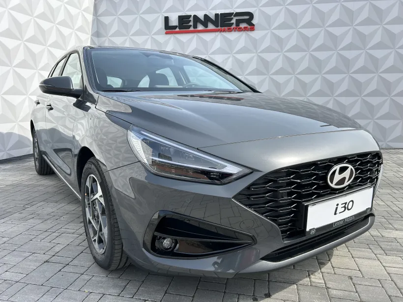 Hyundai i30 WG 1.5i GO Czech!