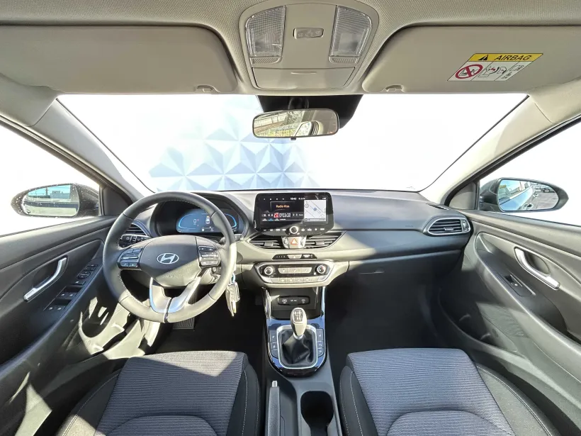 Hyundai i30 WG 1.5i GO Czech!