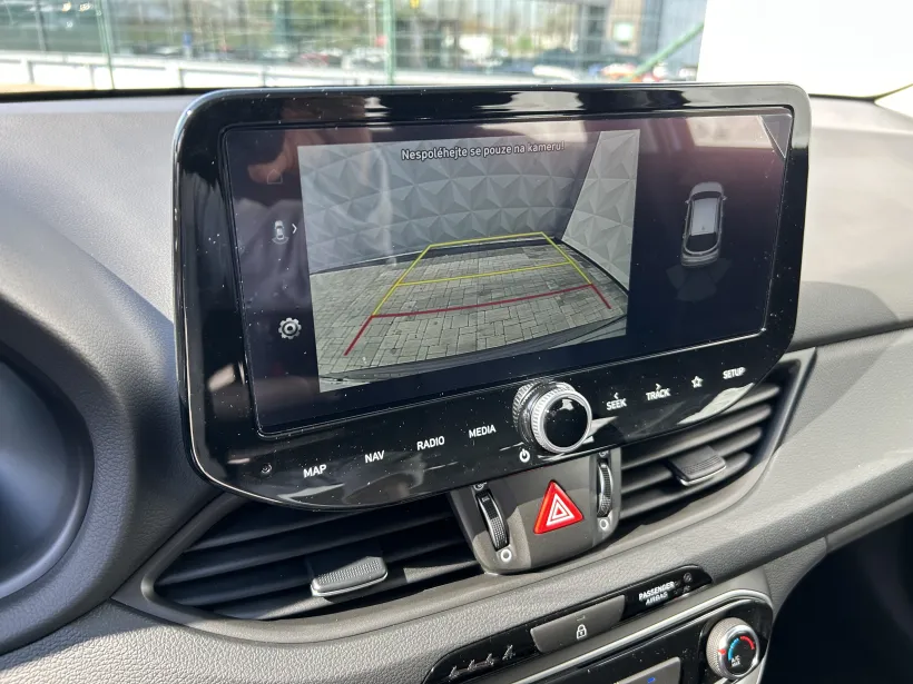 Hyundai i30 WG 1.5i GO Czech!