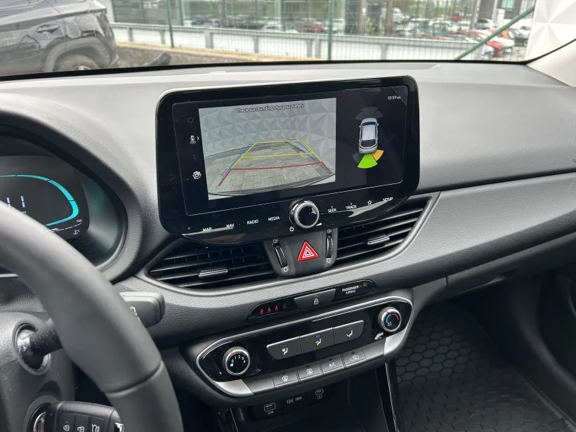 Hyundai i30 WG 1.5i GO Czech!