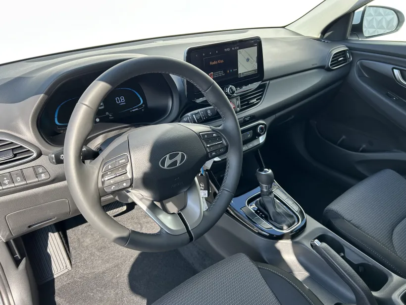 Hyundai i30 HB 1.5i COMFORT 16" ALU