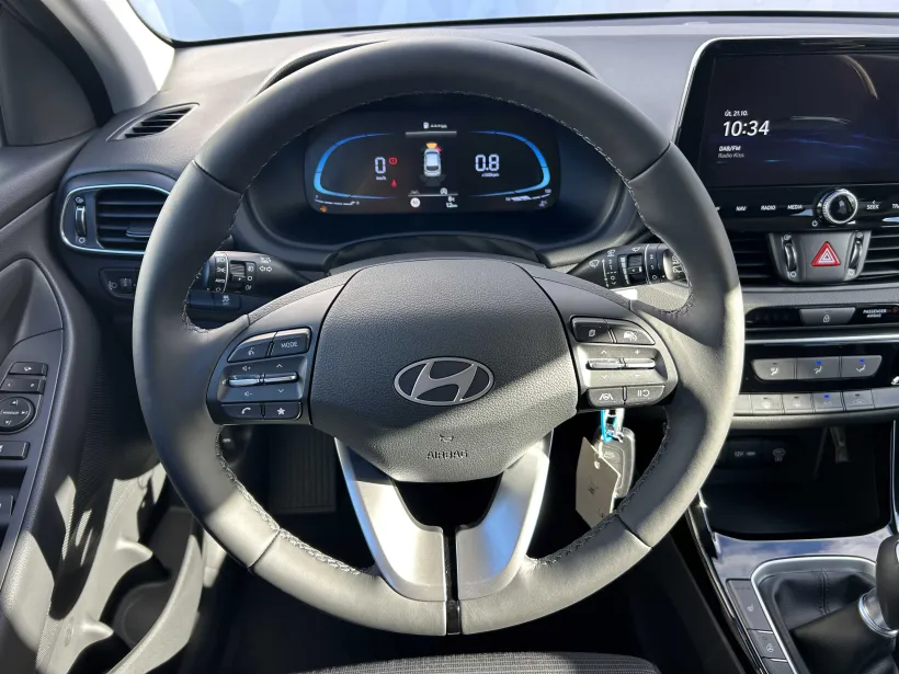 Hyundai i30 WG 1.5i GO Czech!