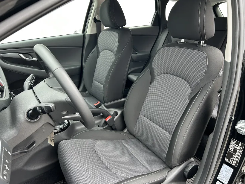 Hyundai i30 WG 1.5i GO Czech!