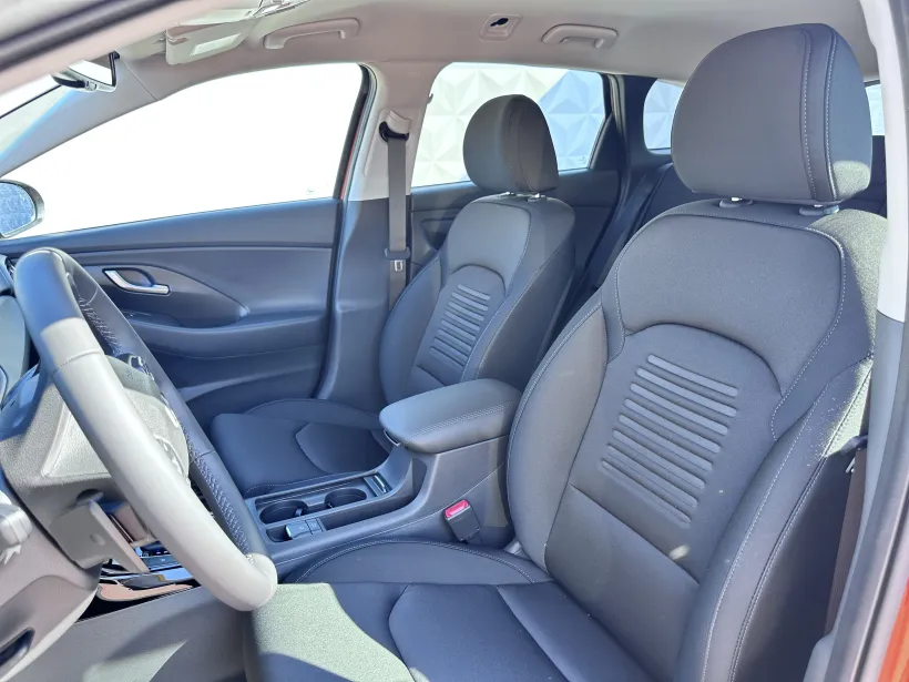 Hyundai i30 WG 1.6 T-GDi DCT STYLE SAFETY