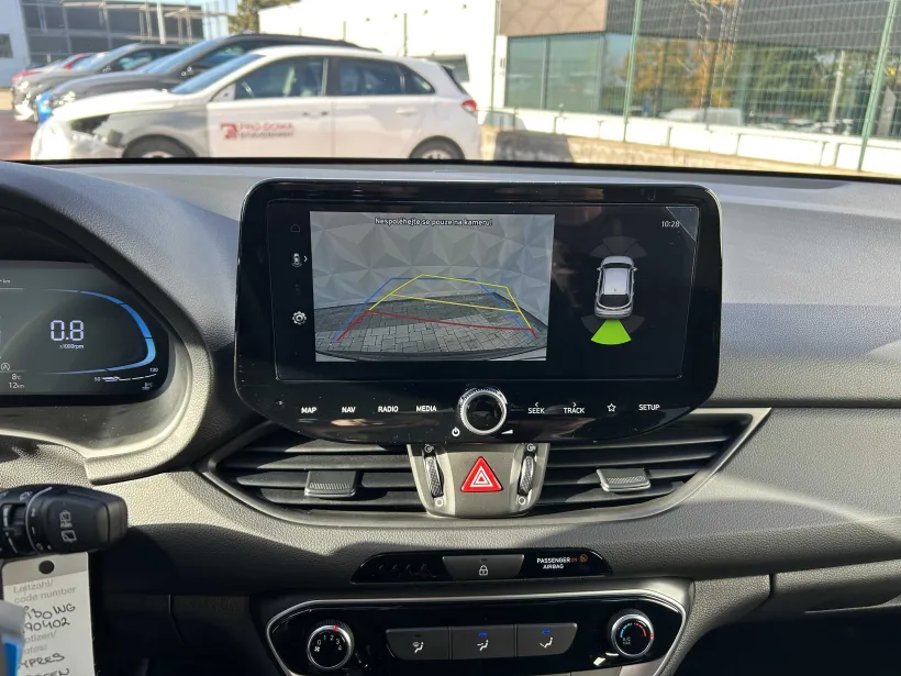 Hyundai i30 WG 1.5i GO Czech!