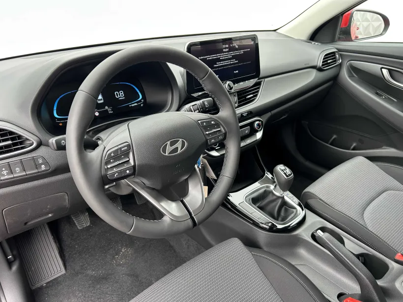 Hyundai i30 WG 1.5i COMFORT 16" ALU