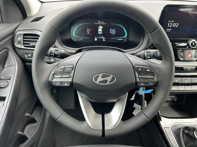 Hyundai i30 WG 1.5i COMFORT 16" ALU