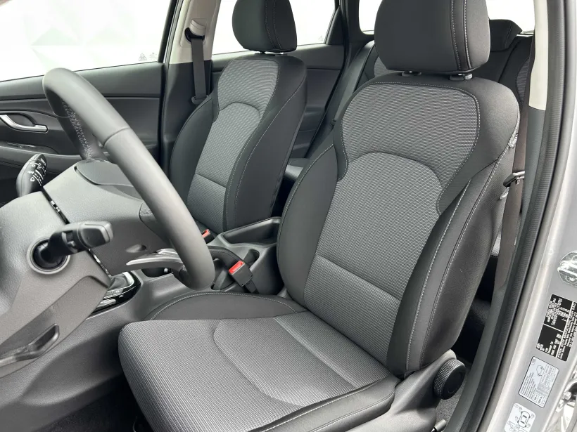 Hyundai i30 WG 1.5i COMFORT 16" ALU