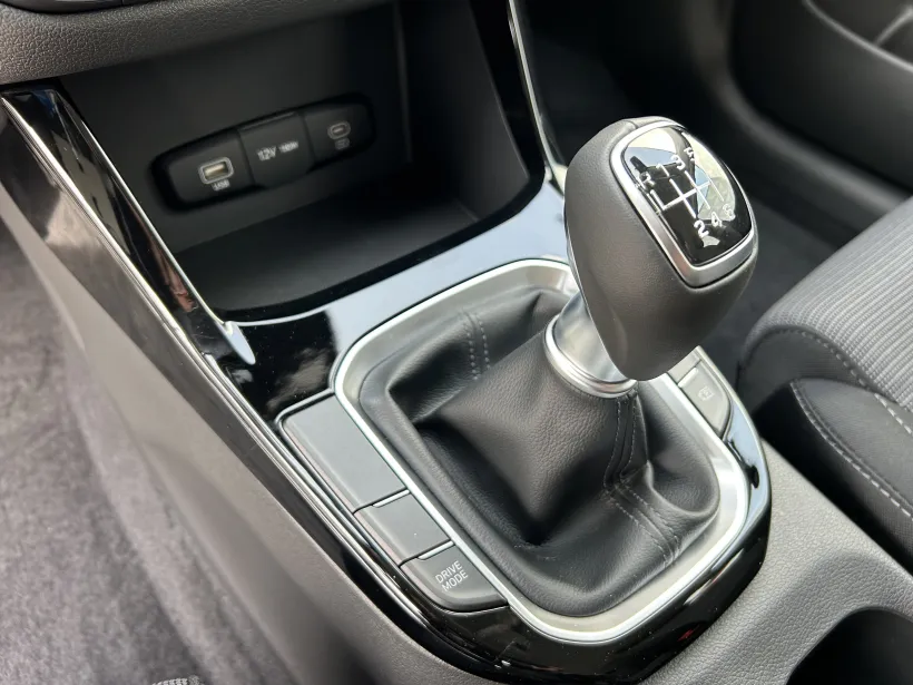 Hyundai i30 WG 1.5i COMFORT 16" ALU