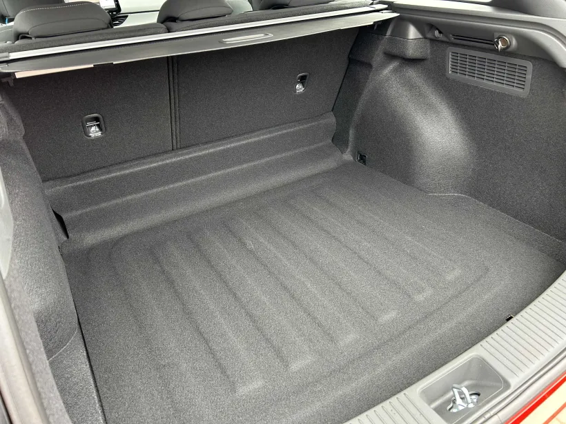 Hyundai i30 WG 1.5i COMFORT 16" ALU