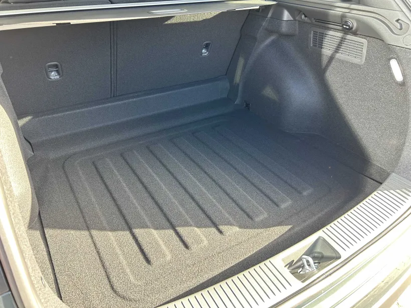 Hyundai i30 WG 1.5i GO Czech!