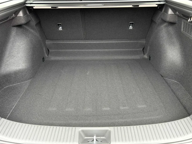 Hyundai i30 WG 1.5i COMFORT 16" ALU