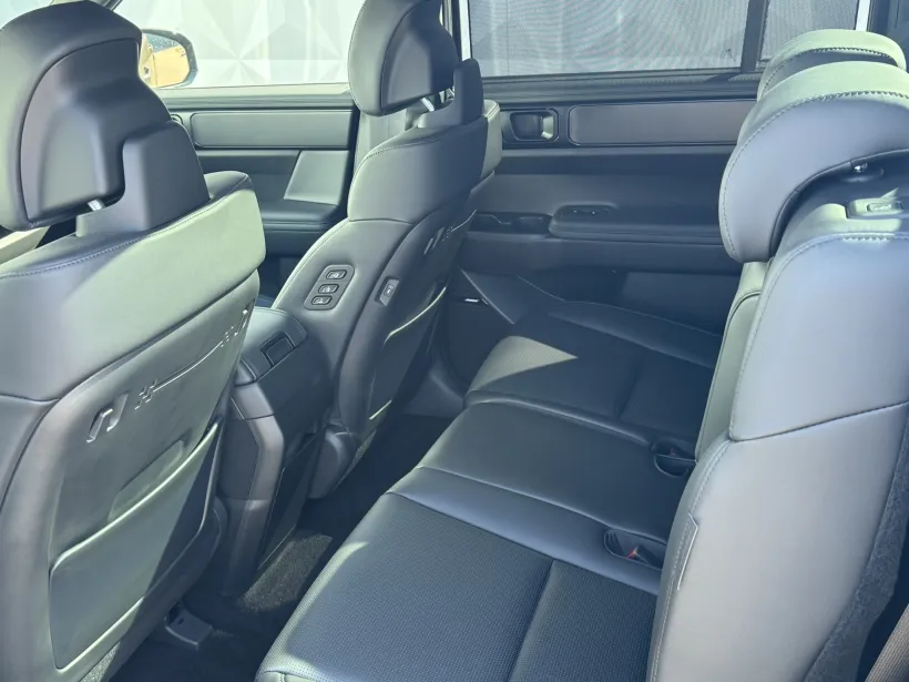 Hyundai SANTA FE 1.6 T-GDi HEV 4WD CALLIGRAPH PN