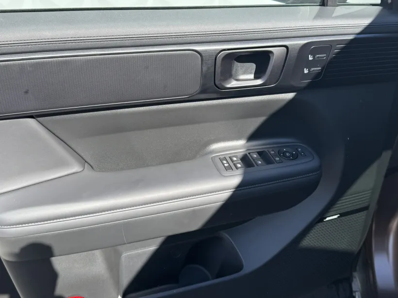 Hyundai SANTA FE 1.6 T-GDi HEV 4WD CALLIGRAPHY