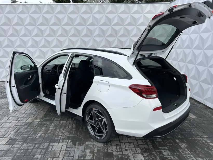 Osobní Hyundai i30 NLINE WG