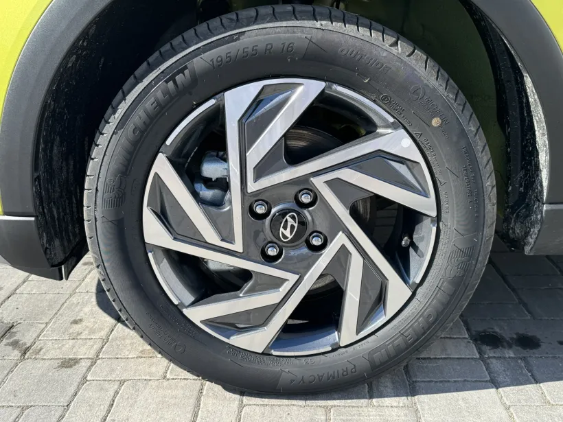 Hyundai BAYON 1.2i SMART